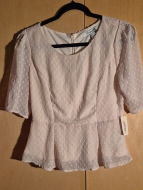 Forever 21 Ivory Peplum Swiss Dot Short Sleeve Top